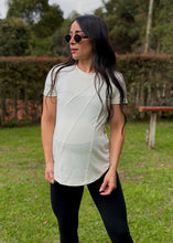 Cargar imagen en el visor de la galería, Camiseta Caro