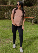 Cargar imagen en el visor de la galería, Camiseta Caro