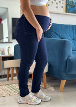 Cargar imagen en el visor de la galería, Blue Jean Oslo