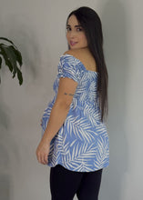 Cargar imagen en el visor de la galería, Blusa Carmela
