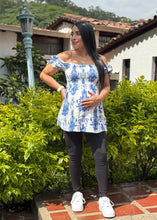 Cargar imagen en el visor de la galería, Blusa Carmela
