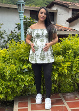 Cargar imagen en el visor de la galería, Blusa Carmela
