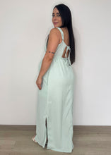 Cargar imagen en el visor de la galería, Vestido Karen
