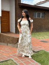 Cargar imagen en el visor de la galería, Vestido Emilia
