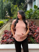 Cargar imagen en el visor de la galería, Camiseta Caro
