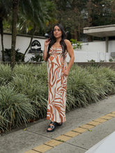 Cargar imagen en el visor de la galería, Vestido Nohelia
