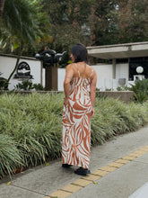 Cargar imagen en el visor de la galería, Vestido Nohelia
